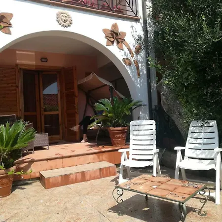Dom wakacyjny Beatrice Casa Vacanza Ascea